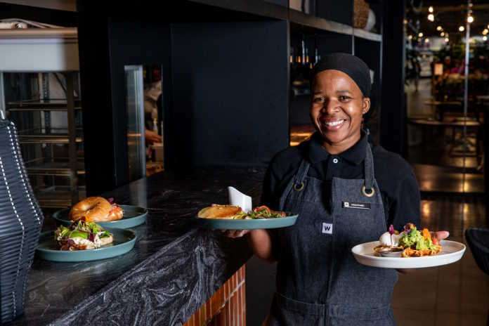 Somerset West’s WCafe Waterstone now has a liquor and dinner offering Somerset West’s WCafe Waterstone now has a liquor and dinner offering