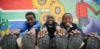 Outside the Bowl Africa & Samaritans Feet SA announce “Food for Soles” Mandela Drive Outside the Bowl Africa & Samaritans Feet SA announce “Food for Soles” Mandela Drive