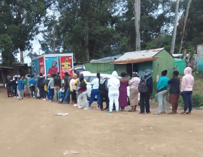Shoprite assists KZN relief efforts following extreme weather Shoprite assists KZN relief efforts following extreme weather