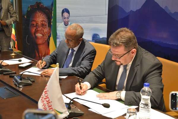 Ethiopian Airlines awards design consultancy contract for Ethiopia’s new global hub airport, to a consortium led by Dar and Zaha Hadid Architects. Ethiopian Airlines awards design consultancy contract for Ethiopia’s new global hub airport, to a consortium led by Dar and Zaha Hadid Architects.