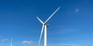 Mobil™ wind turbine solutions from African Group Lubricants supports South Africa’s energy transition