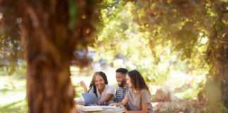 Mastering matric – SACAP’s guide for parents & teens Mastering matric – SACAP’s guide for parents & teens