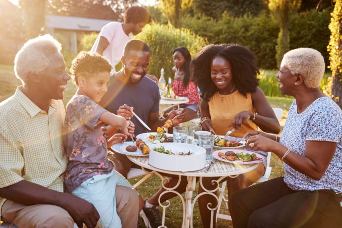 NAVIGATING NUTRITION IN SUMMER NAVIGATING NUTRITION IN SUMMER