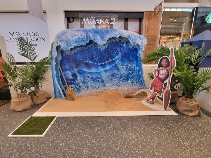 Embark on a Magical ‘Sea to Safari’ adventure at Woodlands this Festive Season!