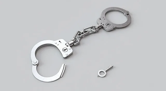 handcuffs-g5b3f9d44e_640 A female suspect faked kidnapping faces real consequences
