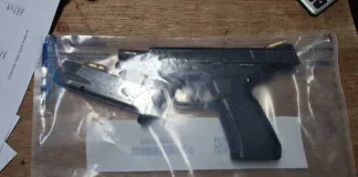 Nyanga: Police apprehend suspects for the possession of unlicensed firearms Police apprehend suspects for the possession of unlicensed firearms