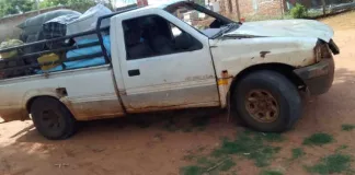 Police confiscate two vehicles and one boat during a cross-border operation in Masisi policing area