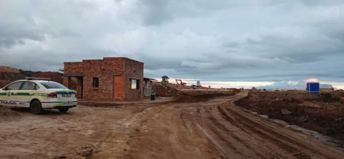saps-20250110-m1 Seven suspects arrested by police in connection with extortion incident at Carolina mine