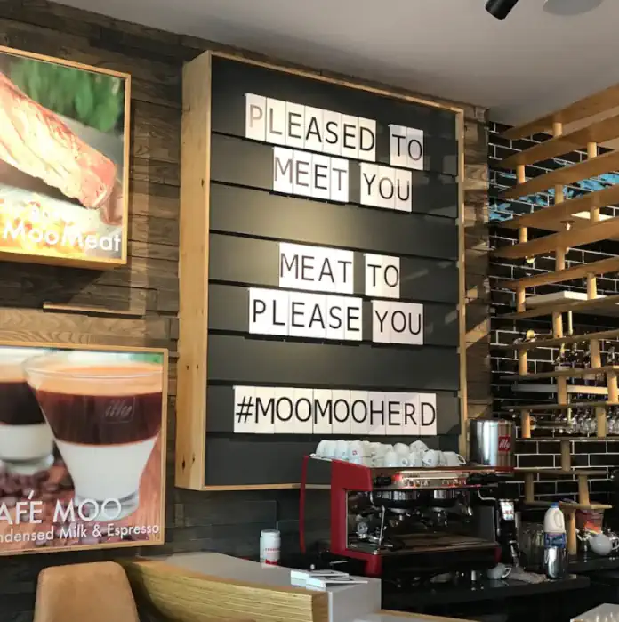 Moo Moo Wine Bar & Grill