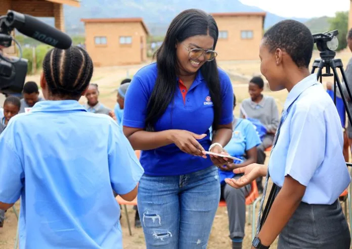 Engen-CSI-Manager-Olwethu-Mdabula-hands-out-menstrual-care-info-to-learners-at-Tekanang-Secondary-School Engen CSI Manager Olwethu Mdabula hands out menstrual care info to learners at Tekanang Secondary School