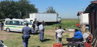 Four cold rooms filled with expired canned products, rotten red meat, and chicken meat were found