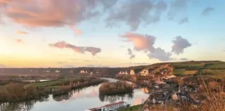 Uniworld Announces New Holiday Itinerary Along The Seine For 2025 Season