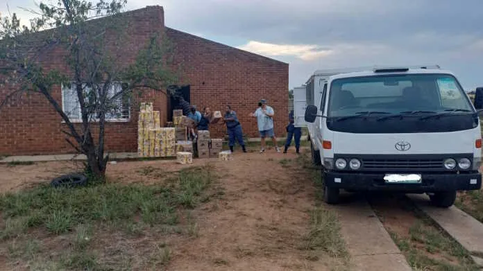 saps-20250209-1b Police recover hijacked truck load