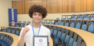 Mitchell’s Plain top learner awarded a full bursary to follow his dream Kurtley Dane Randelhoff