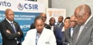 CSIR developing digital systems to support NHI The Minister of Science, Technology and Innovation, Professor Blade Nzimande, recently hosted President Cyril Ramaphosa at the CSIR.