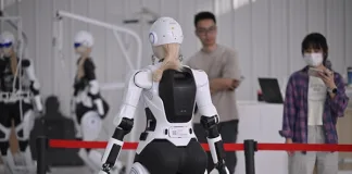 EXEED Unveils AiMOGA Intelligent Robots