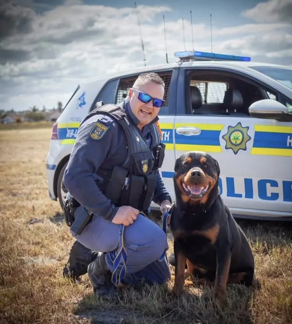 saps-20250421- Warrant Officer Damian Theron and K9 “Night”
