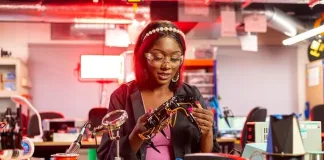 The Future of Science is Female: Apply for L'Oréal-UNESCO For Women in Science Awards Now