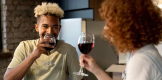 8 HEALTH BENEFITS OF DRINKING RED WINE 8 Health Benefits Of Drinking Red Wine