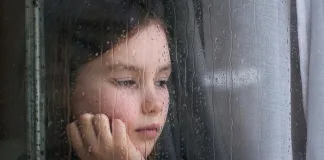 CHILDHOOD ANXIETY AND STRESS: SIGNS AND CAUSES