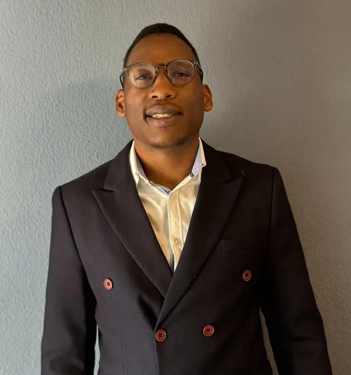 Mandisi-Dube-Client-Executive-at-21st-Century-2 Mandisi Dube, Client Executive at 21st Century