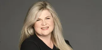 SA radio stories strike global chord – HOT 102.7FM wins again at NYF Radio Awards Tara Penny, Head of News and recent Woman of Stature 2025 awardee.