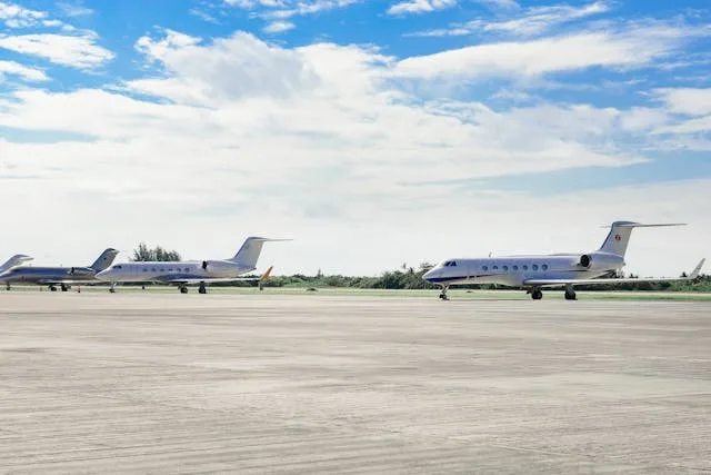 pexels-asadphoto-2245279 5 Critical Systems That Keep Airports Running Smoothly