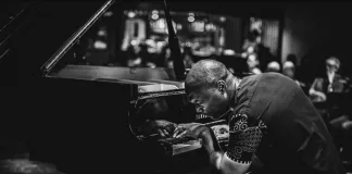 Sibusiso “Mash” Mashiloane Announces Release of Eighth Album Isigqi Sibusiso “Mash” Mashiloane Announces Release of Eighth Album Isigqi
