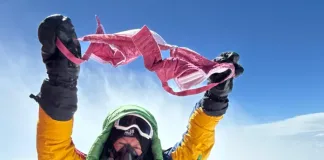Angela Yeung Conquers Everest and Shares the Spirit of Giving with Mountain Children in Nepal Angela Yeung Conquers Everest and Shares the Spirit of Giving with Mountain Children in Nepal