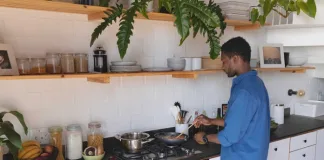 IS YOUR KITCHEN SAFE? COMMON FOOD HYGIENE MISTAKES THAT LEAD TO ILLNESS