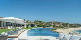 The Rise of Ultra-Luxury Villa Rentals: Why HNWIs Prefer Private Stays The Rise of Ultra-Luxury Villa Rentals: Why HNWIs Prefer Private Stays