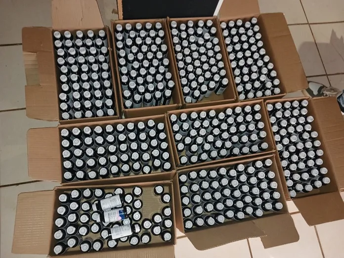 3 (2) Explosives, Gold, and Medicine Seized: Zimbabwean National Arrested in Barberton Police Raid