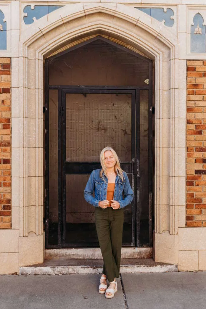 Courtney Chase | Family Grief Coach, Parent Coach, Young Adult Coach