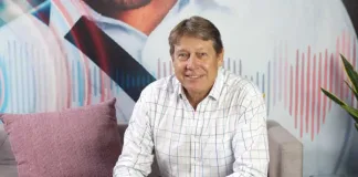 Automation when you want it, human when you need it: A holistic approach to business communication David Meintjes, CEO at Telviva
