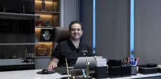 How to choose the best hair transplant clinic in Turkey? At the helm of Cosmedica Clinic, Dr. Levent Acar is among the early innovators of hair transplant surgery in Turkey.