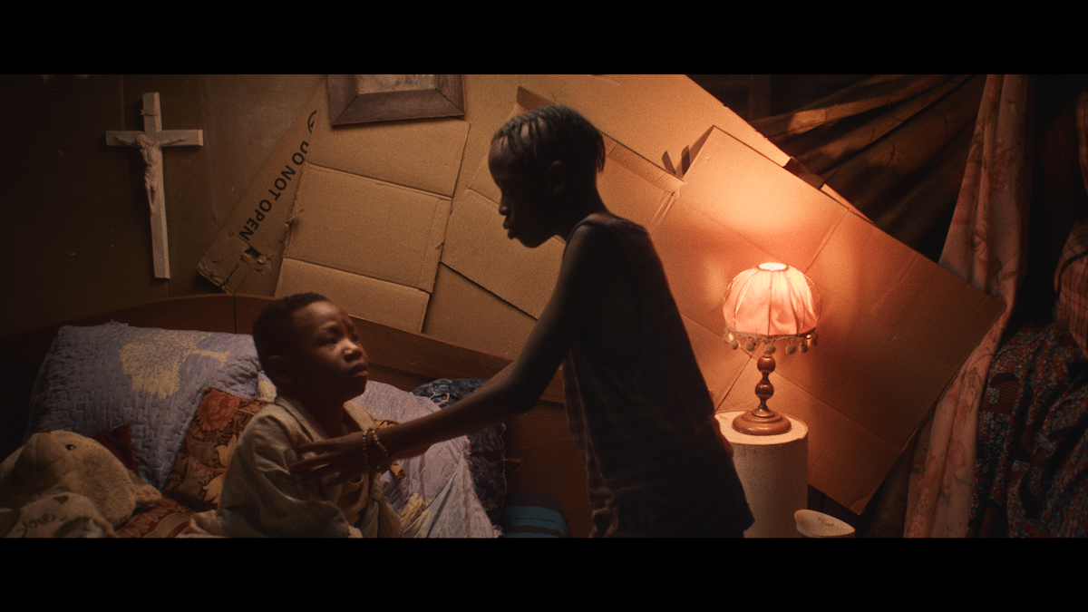 AMAZEZE (FLEAS) - Sanktuary Films