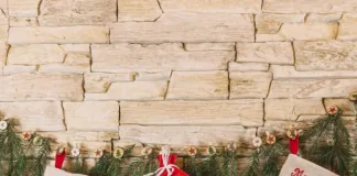 FROSTY FESTIVE FUN: THE UNEXPECTED JOY OF CHRISTMAS IN JULY FROSTY FESTIVE FUN: THE UNEXPECTED JOY OF CHRISTMAS IN JULY