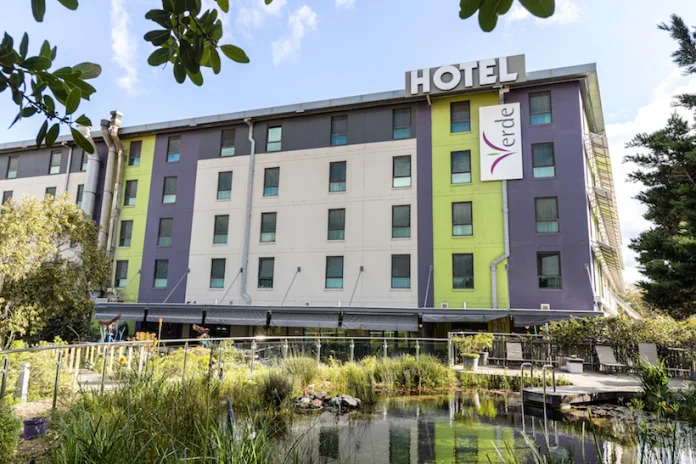Hotel Verde Eco Pool