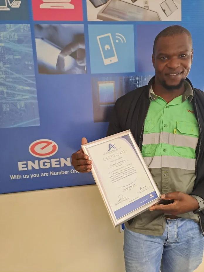 Sandile Sokhela secured a position as part of a bridge building project on the Eastern Cape coast thanks to his new digital skills