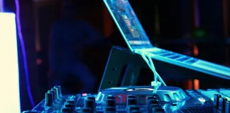 THE STRONGER SPACE SILENT DISCO SERIES