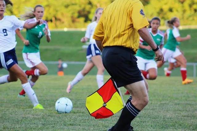 pexels-noellegracephotos-906073 The role of AI in modern traditional British sports officiating