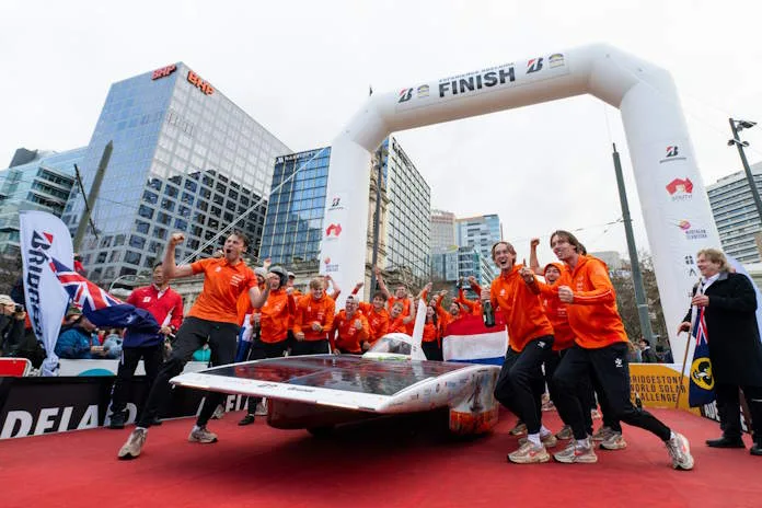25 Bridgestone World Solar Car 3 - Brunel Solar Team - Nuna 13 -NLD - Challenger WS2