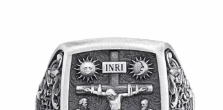 Jesus Crucifixion Signet Ring