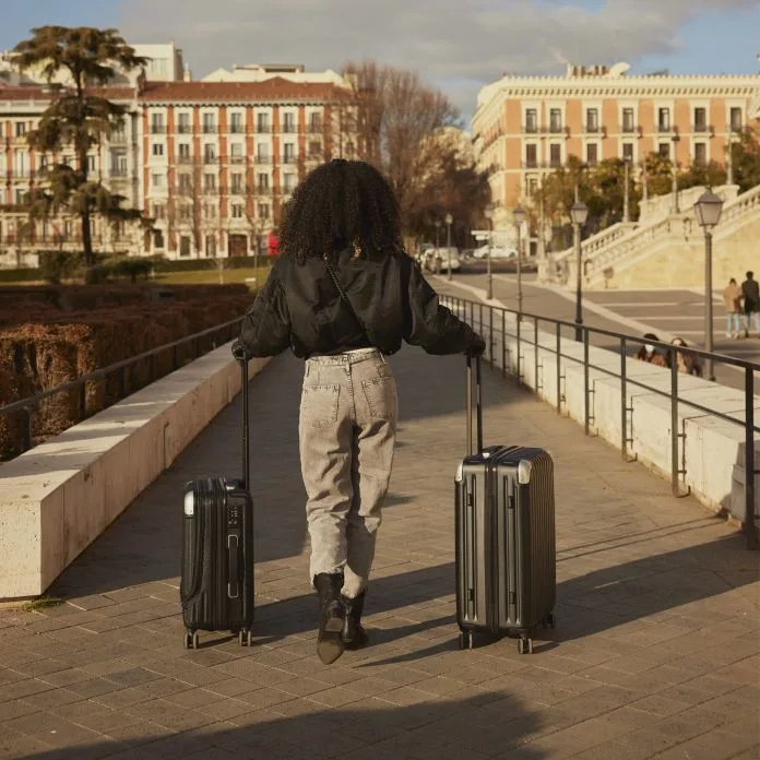 LEVEL8Luggage-002-250928 Customer Credits LEVEL8 Luggage for Saving $1,000 in Belongings During Explosive Fire