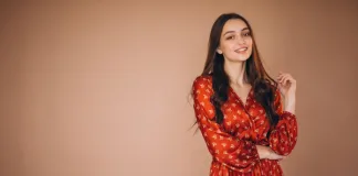 Online Shopping Transforms the Way Women Dress Online Shopping Transforms the Way Women Dress