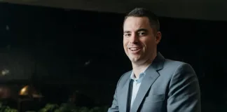 Roger Ver: The First Investor in Bitcoin and a Pioneer of Cryptocurrency Roger Ver: The First Investor in Bitcoin and a Pioneer of Cryptocurrency