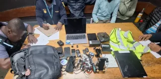 Suspects Caught with Stolen Laptops, Jamming Devices Suspects Caught with Stolen Laptops, Jamming Devices