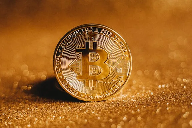 pexels-alesiakozik-6765363 Global De-dollarisation and Bitcoin as Digital Gold: Insights from Invest Mutual Expert