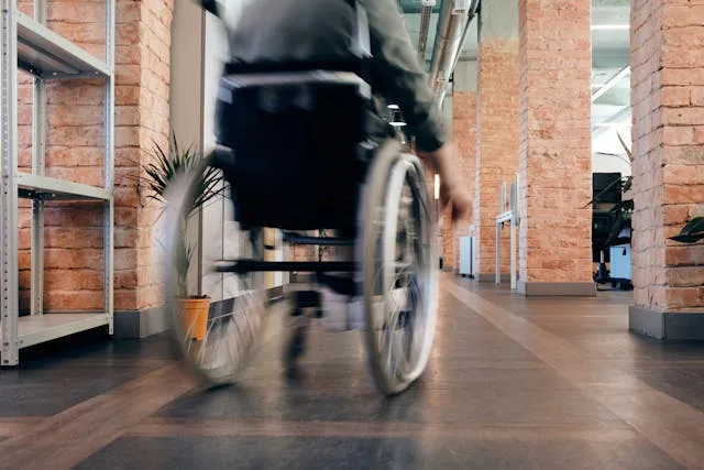 pexels-marcus-aurelius-4064339 Inappropriate wheelchairs do more harm than good