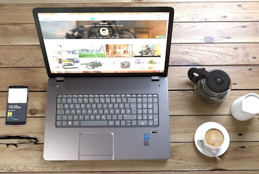 Minimalist Website Design and SEO: Reducing Clutter to Improve Conversion and Visibility Minimalist Website Design and SEO: Reducing Clutter to Improve Conversion and Visibility
